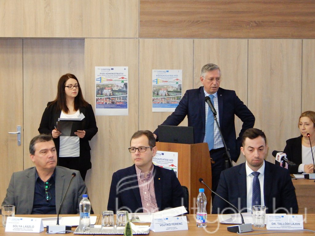 HURO Közigazgatási híd 05